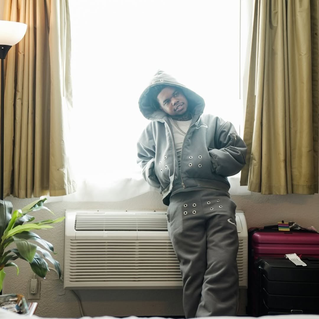 O rapper norte-americano Lil Poppa morreu nesta quarta-feira