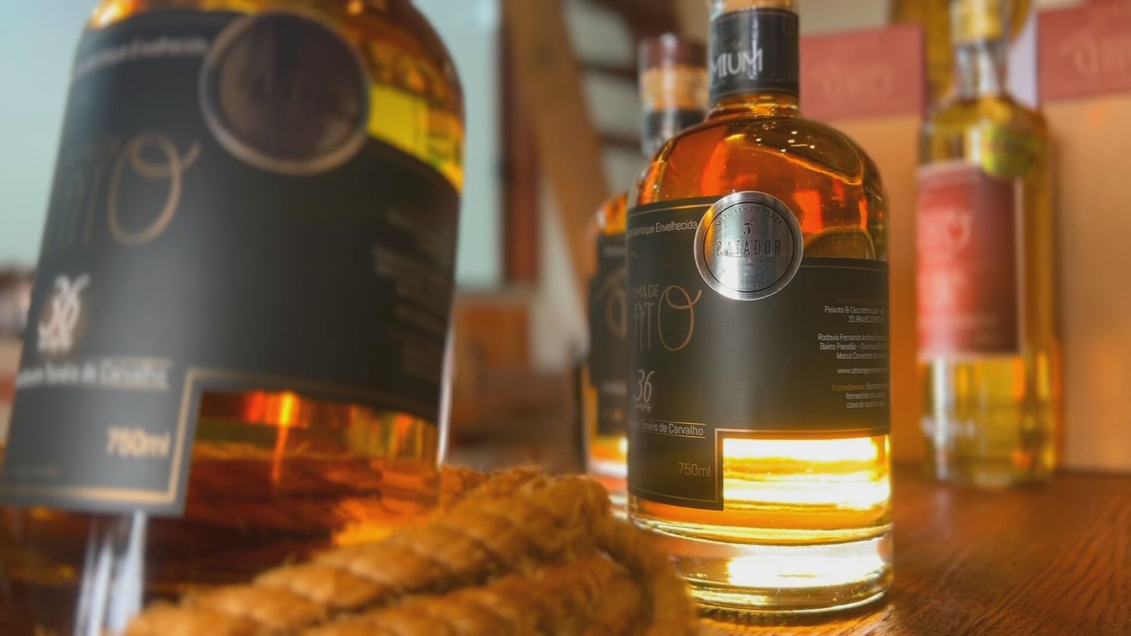 Alambiques de São Paulo mantêm a produção artesanal