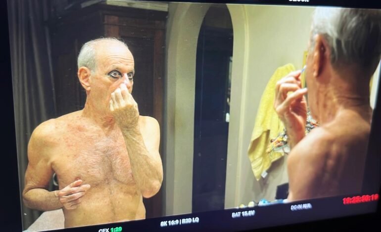 Documentário revela criação do enredo camaleônico da imperat