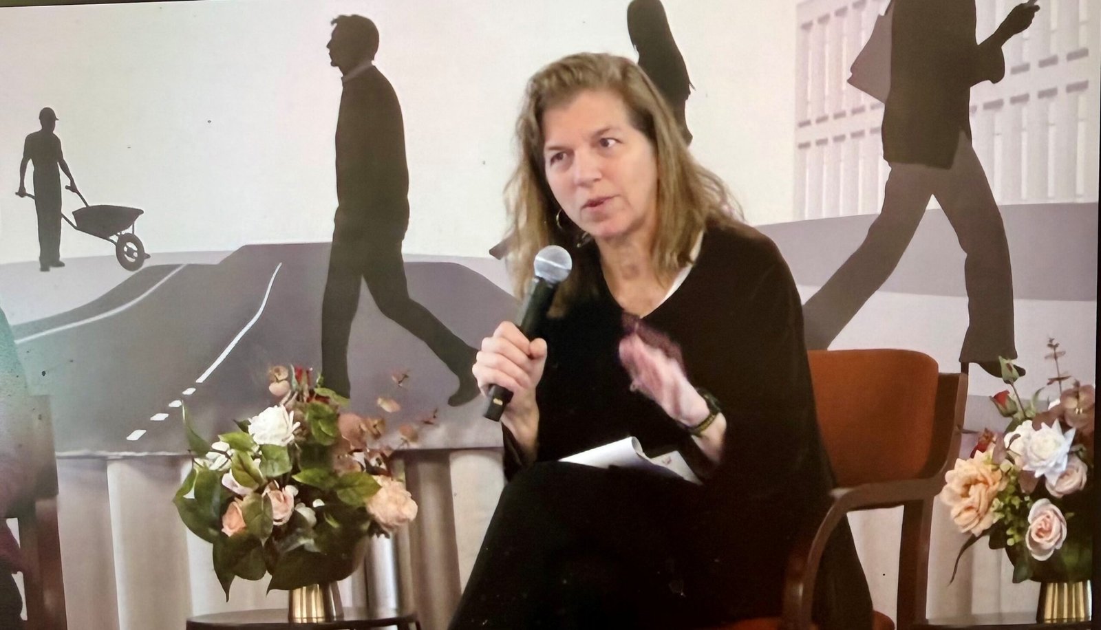 Professora alerta que inteligência artificial pode compromet