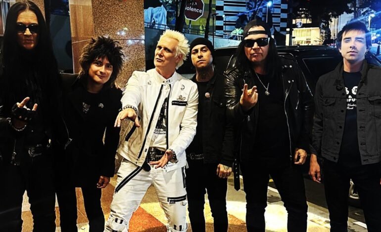 Supla, Os Punks de Boutique, Jyrki 69 e Bazie lançaram