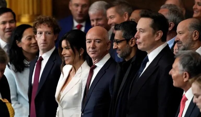 Ceos de tecnologia relacionam demissões em massa ao avanço e