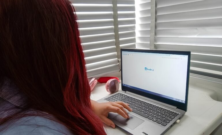 A busca por emprego no Brasil tem se tornado mais