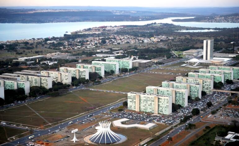 O governo federal reajustou os valores dos benefícios