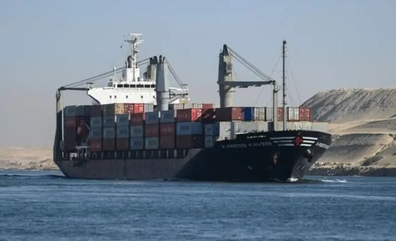 Irã ameaça bloquear estreito de bab el