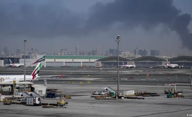 O Aeroporto Internacional de Dubai suspendeu voos nesta
