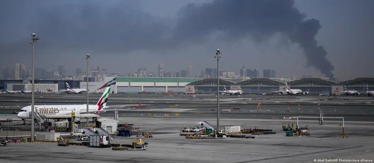 O Aeroporto Internacional de Dubai suspendeu voos nesta
