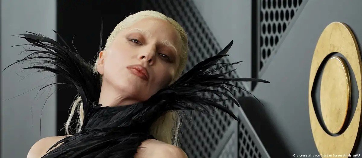 Aos 40 anos, Lady Gaga mantém influência significativa