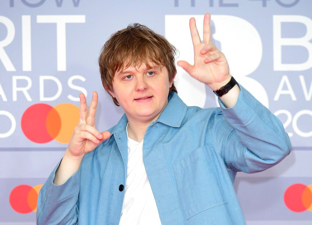 O cantor escocês Lewis Capaldi, atração do Lollapalooza