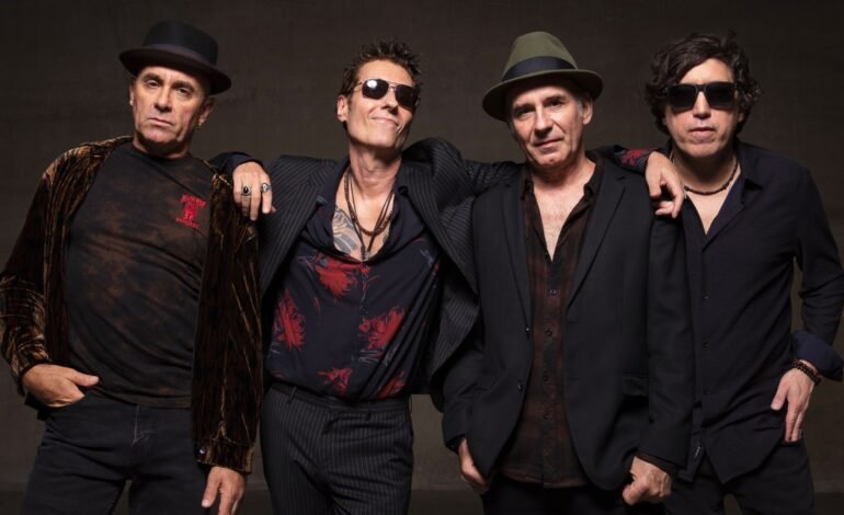 Capital Inicial fará tributo a Renato Russo no