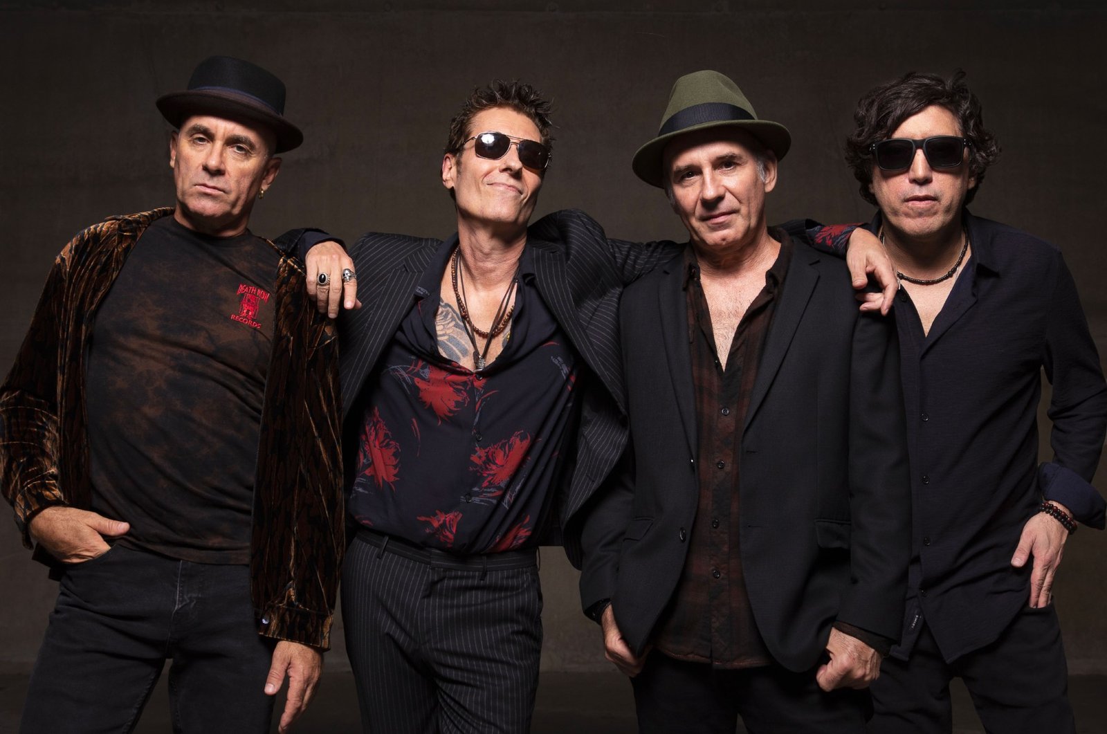 Capital Inicial fará tributo a Renato Russo no