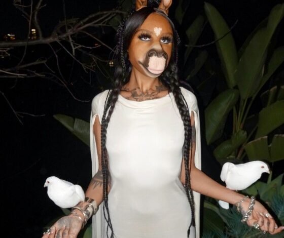 A DJ HorsegiirL, que se define como “metade humana, metade