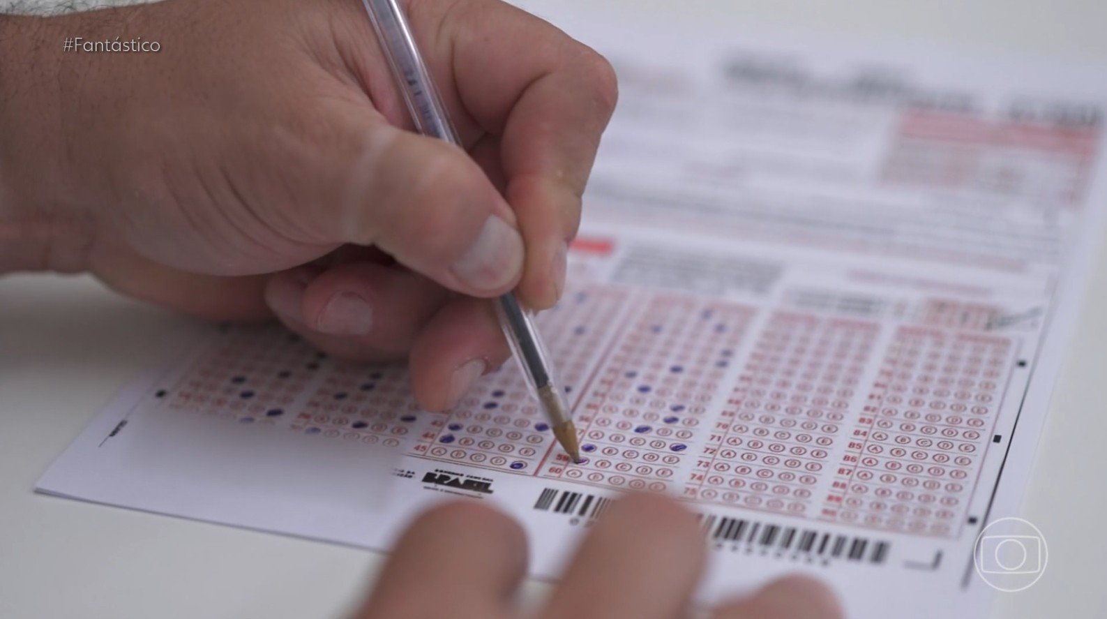 A Polícia Federal investiga um esquema de fraudes