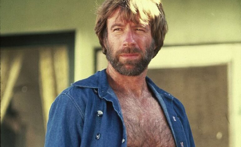 O ator e artista marcial Chuck Norris morreu