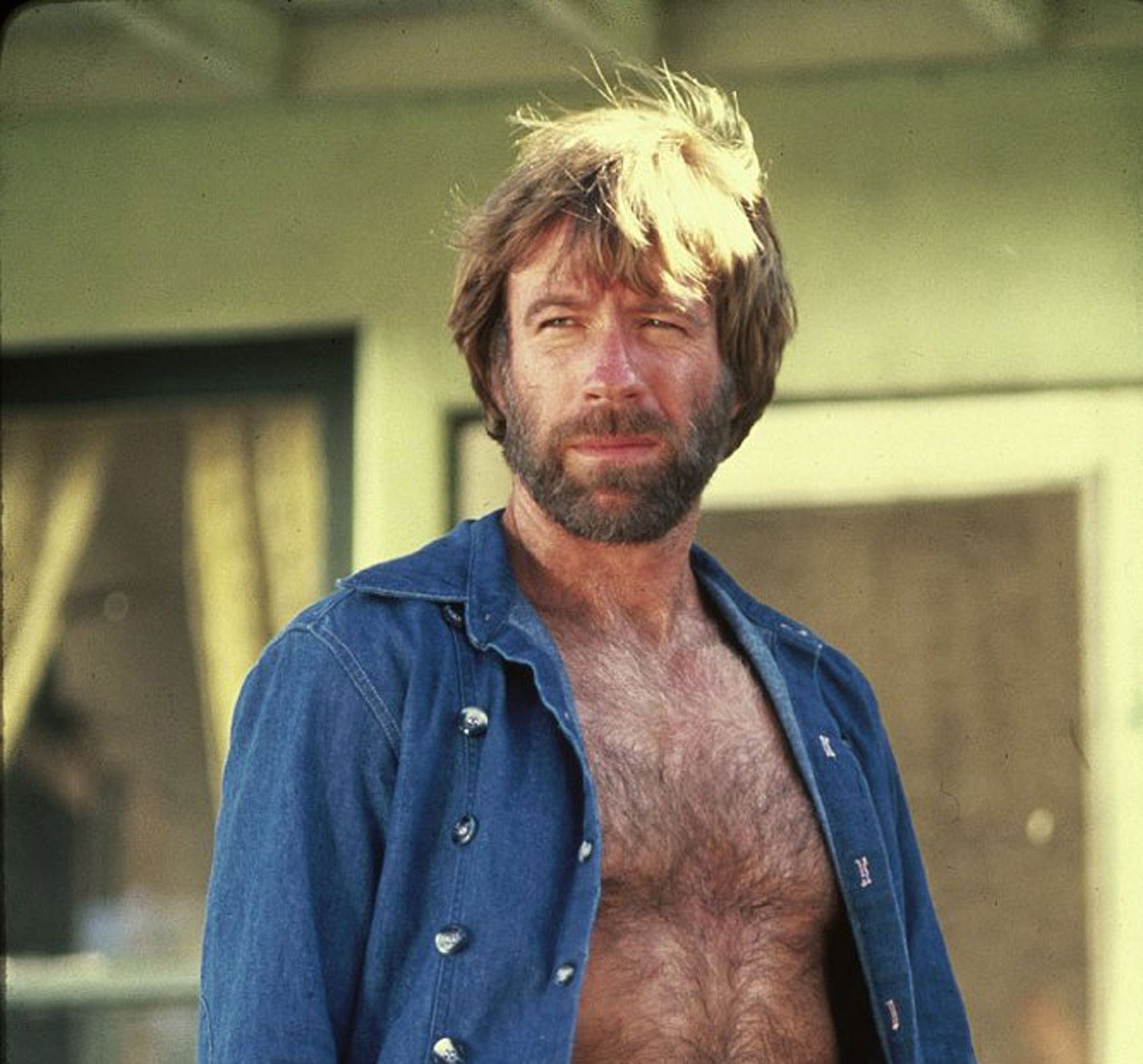 O ator e artista marcial Chuck Norris morreu