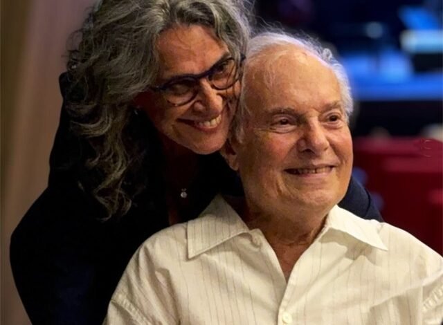 O compositor e pianista Francis Hime e a cantora Simone