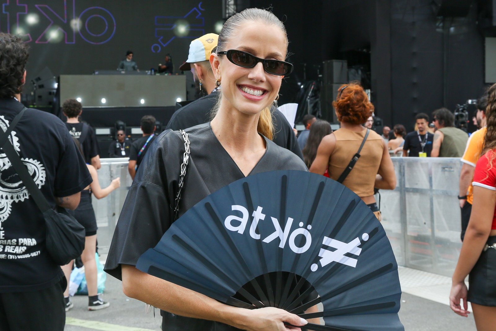 Diversas celebridades estiveram presentes no primeiro dia do