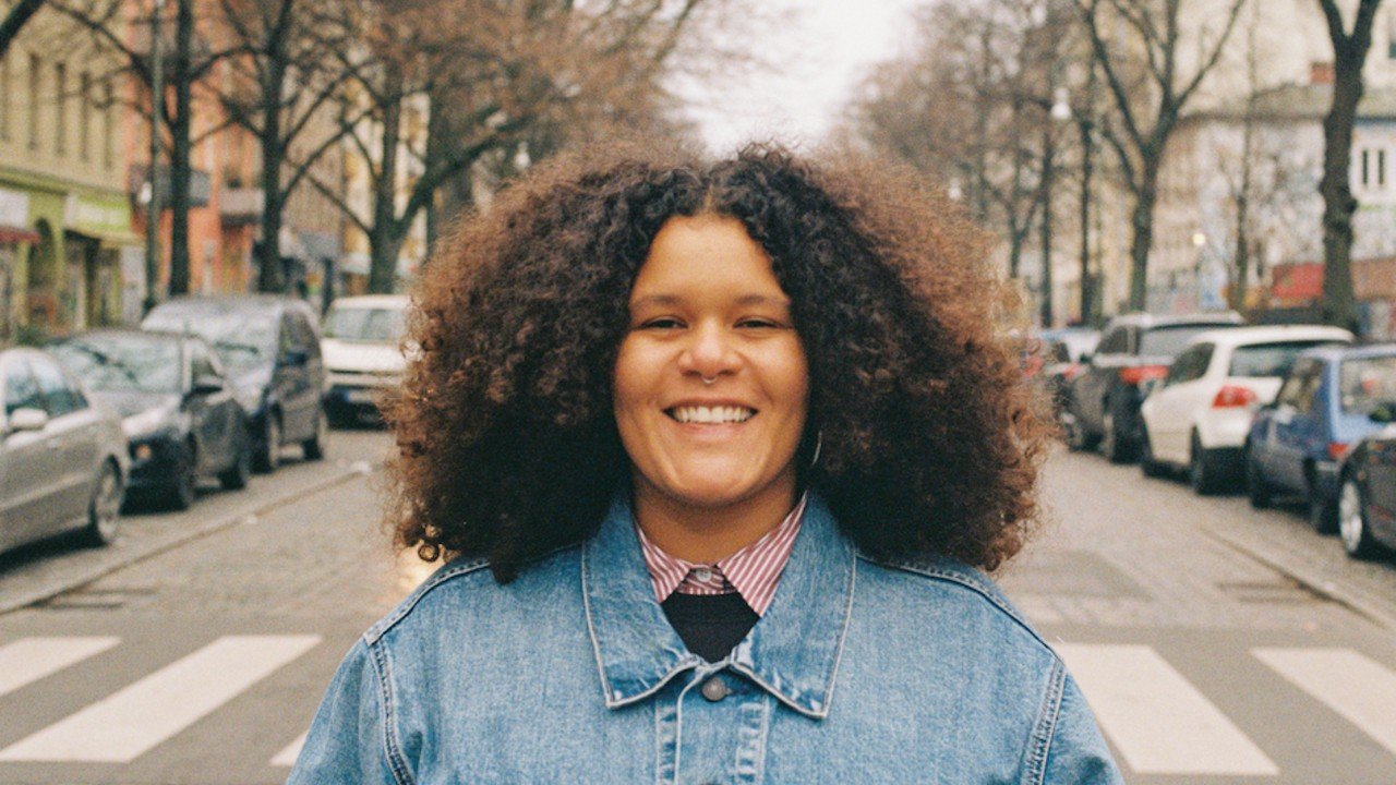 Jadsa abre palco principal do lollapalooza com show do álbum