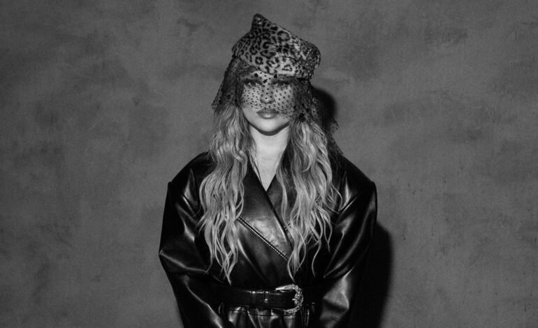 Luísa Sonza lançou na quinta-feira (26) a música “Fruto do