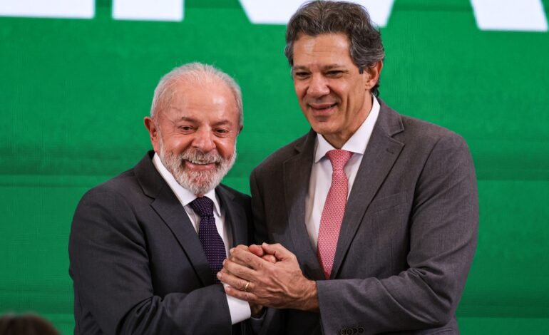 O presidente Lula e o ministro da Fazenda, Fernando Haddad