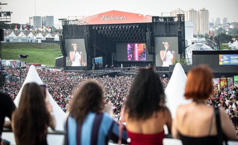 A cantora Marina, ex-Marina and the Diamonds, se