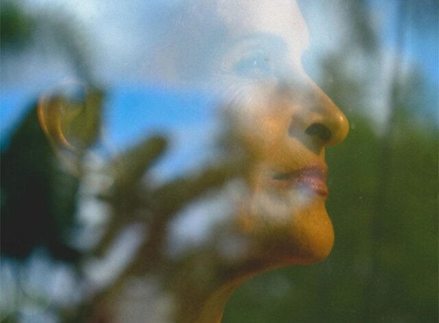 O crítico musical André Hawk publicou uma resenha