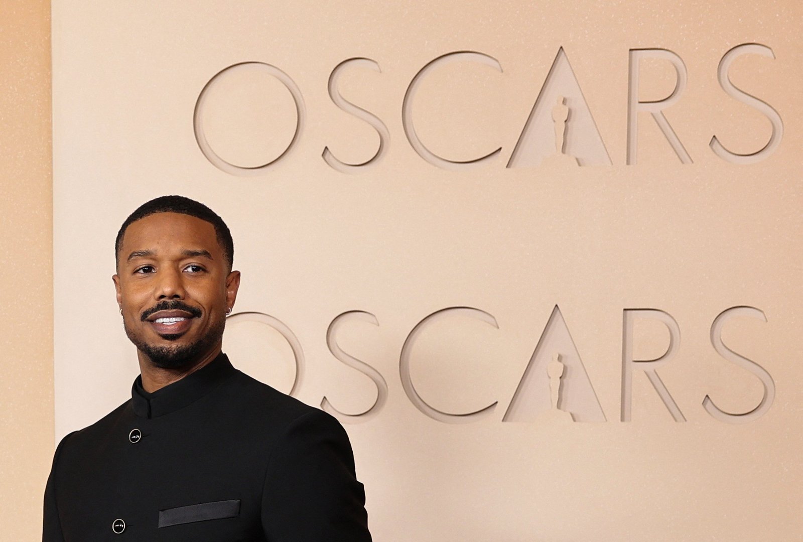 Michael b. Jordan vence oscar de melhor ator e supera wagner
