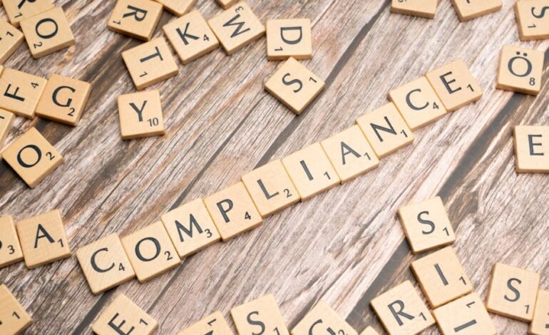 A Polícia Federal afastou dois servidores do Banco