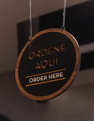 A OpenAI anunciou nesta quinta-feira (26) a suspensão