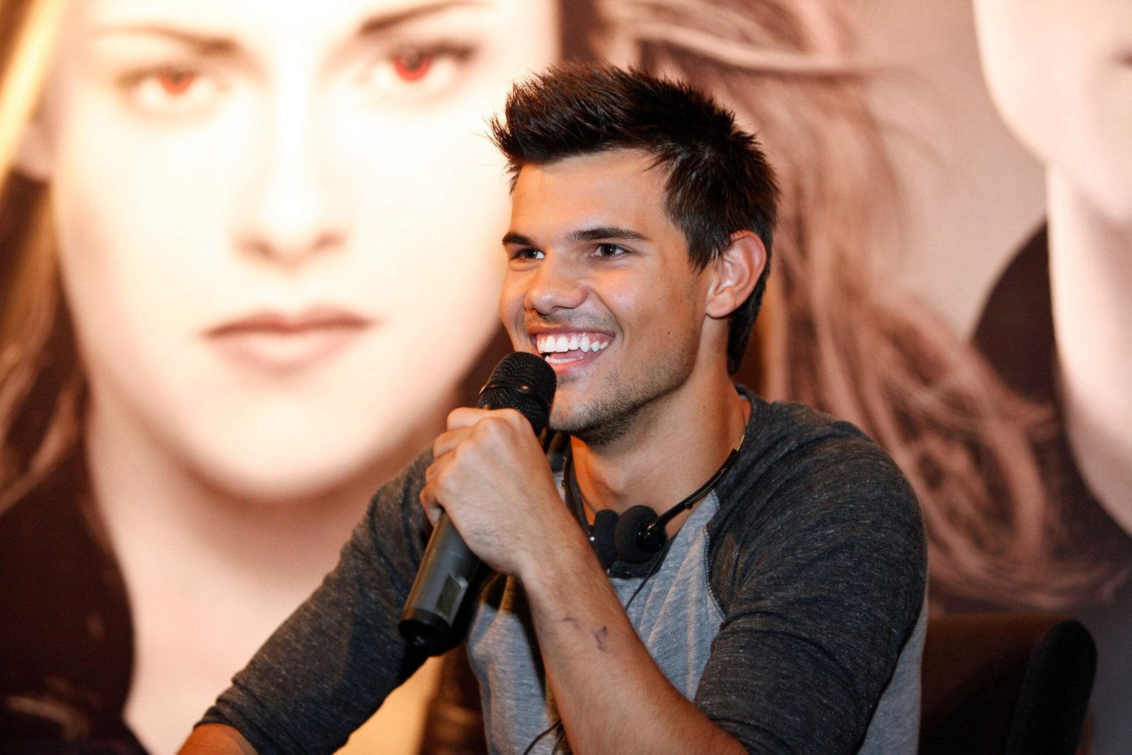 Taylor Lautner, conhecido por seu papel como Jacob