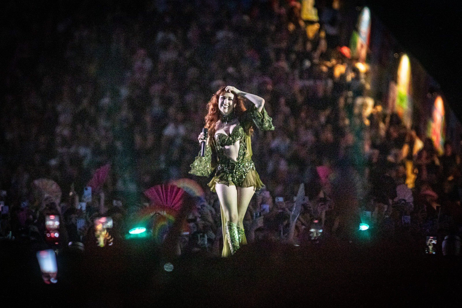 A cantora americana Chappell Roan realizou um show no segund