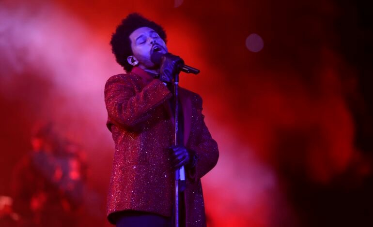 O cantor The Weeknd realiza dois shows no estádio do