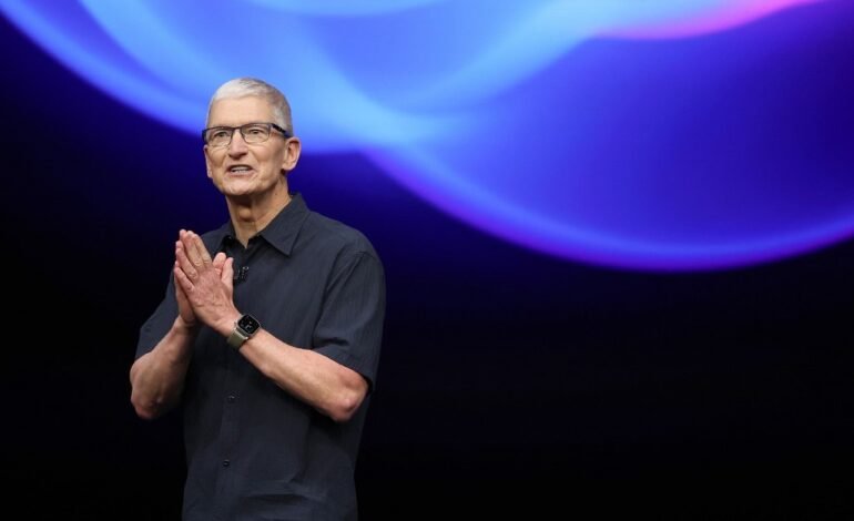 A Apple anunciou que Tim Cook deixará o comando da