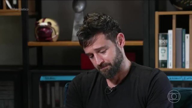 Felipe Schmidt, filho do ex-jogador Oscar Schmidt, abriu