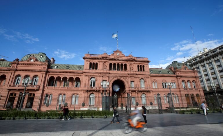 O Fundo Monetário Internacional (FMI) fechou nesta quarta-fe