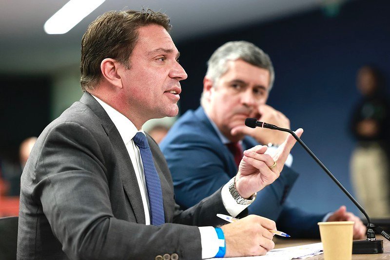 Delegado brasileiro do ice contribui para prisão de ex