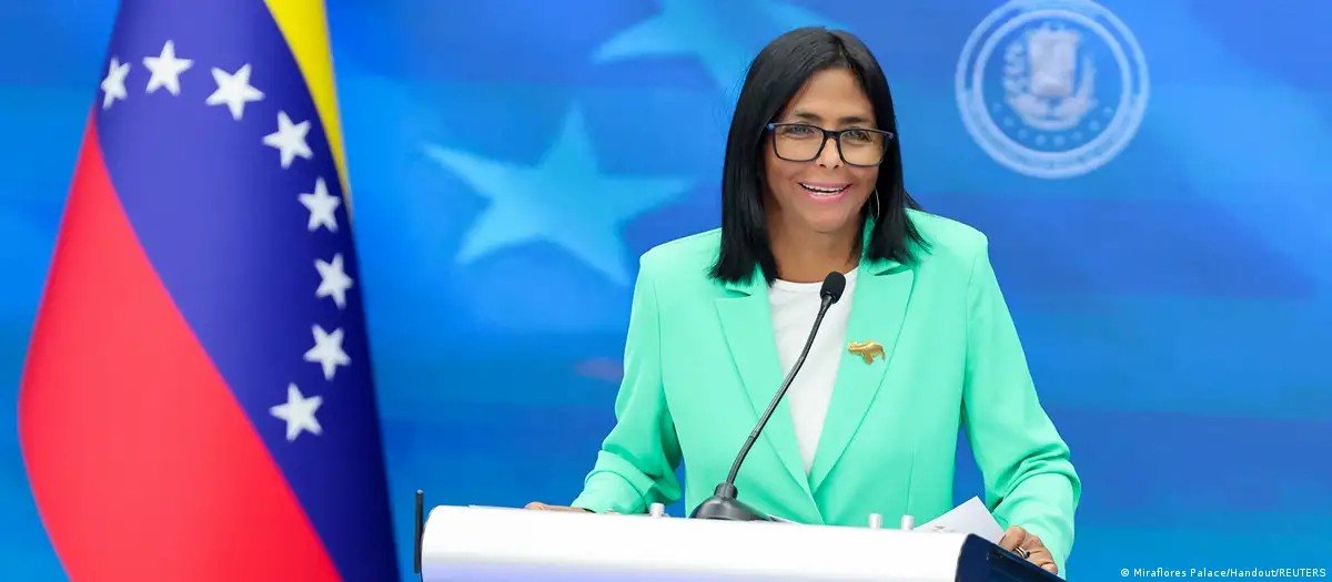 A presidente interina da Venezuela, Delcy Rodríguez, promete