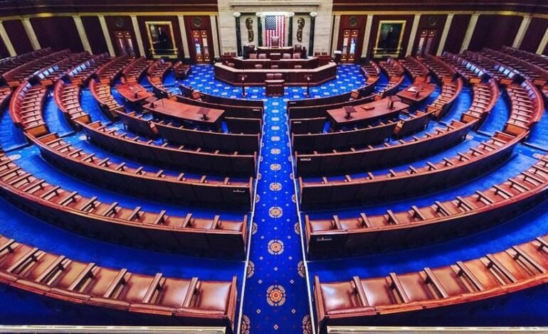 Mais de 70 democratas na Câmara dos Representantes