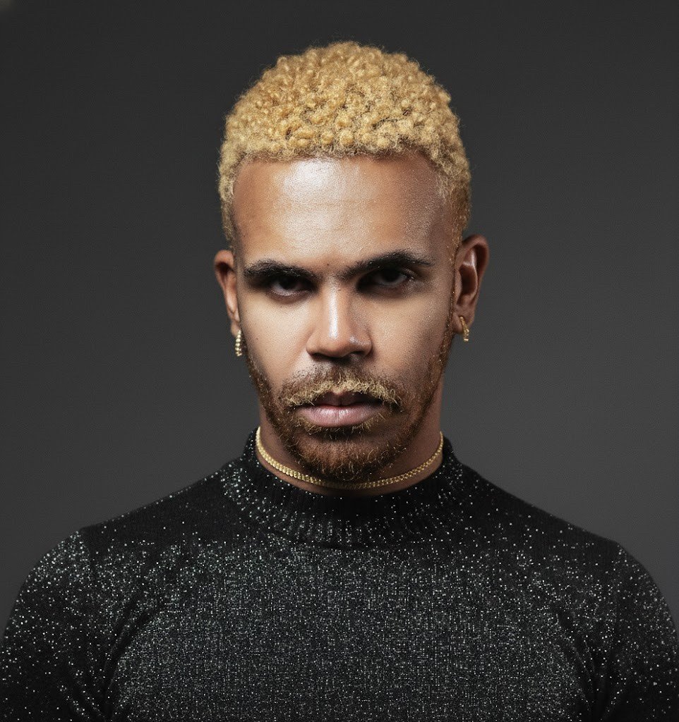 O rapper baiano Hiran, de 31 anos, sofreu ataques homofóbico