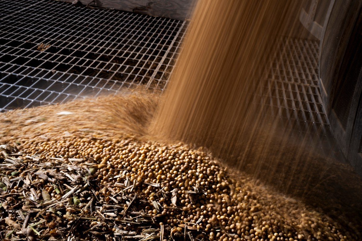 A colheita da soja da safra 2025/26 no Brasil atingiu