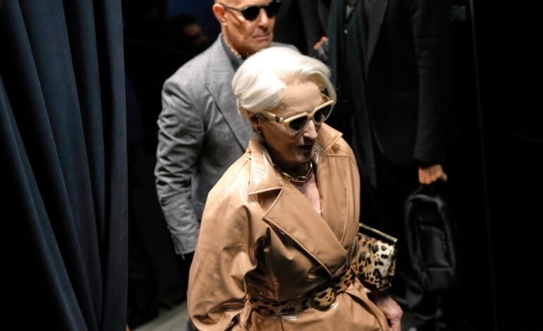 Novo trailer de o diabo veste prada 2 apresenta música de la