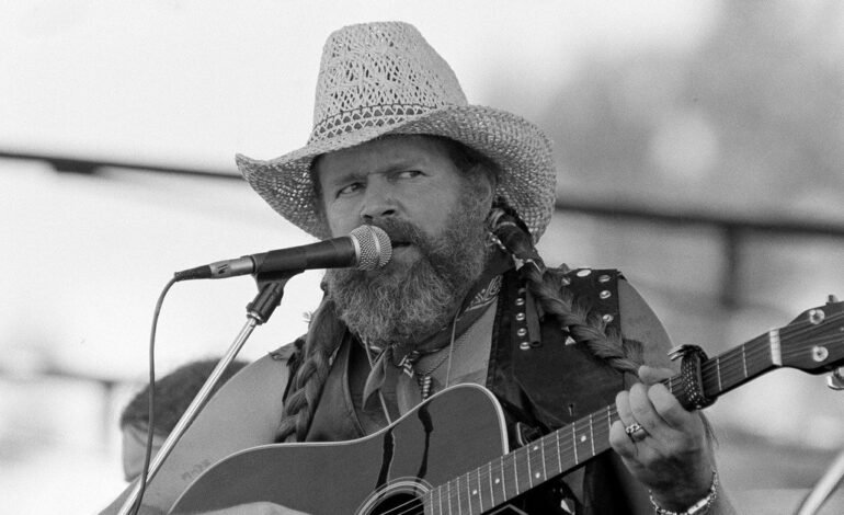 David Allan Coe, cantor e compositor conhecido por