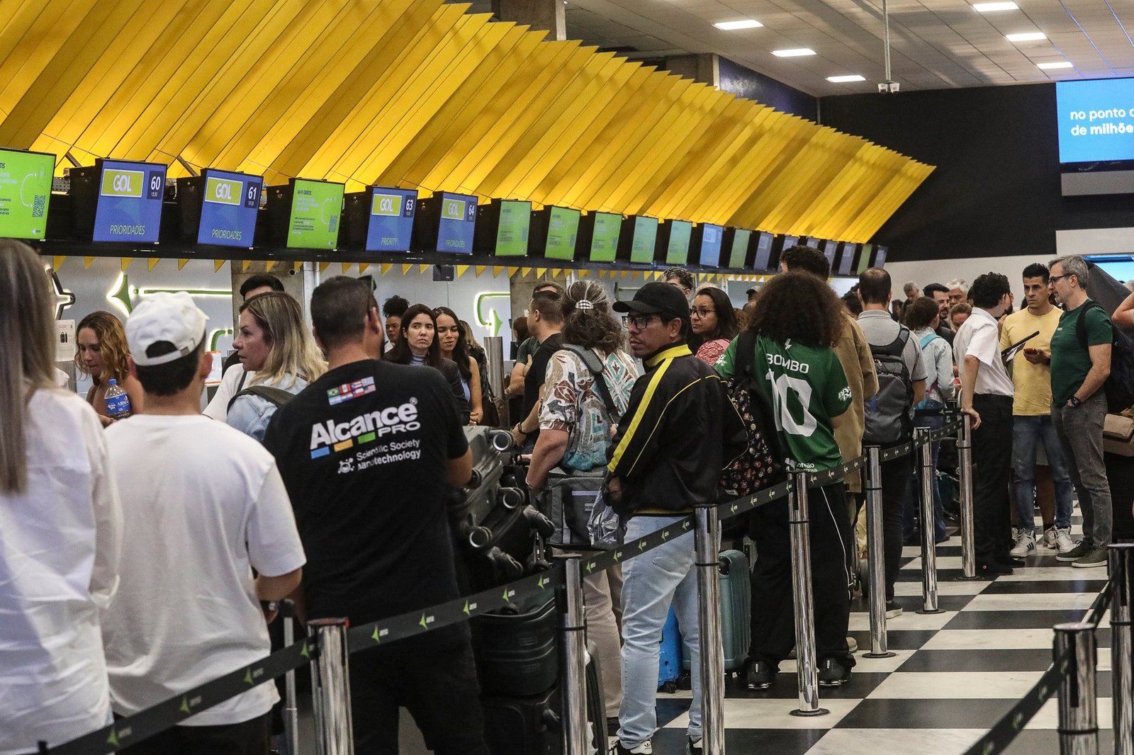 Os preços das passagens aéreas subiram 19,4% em