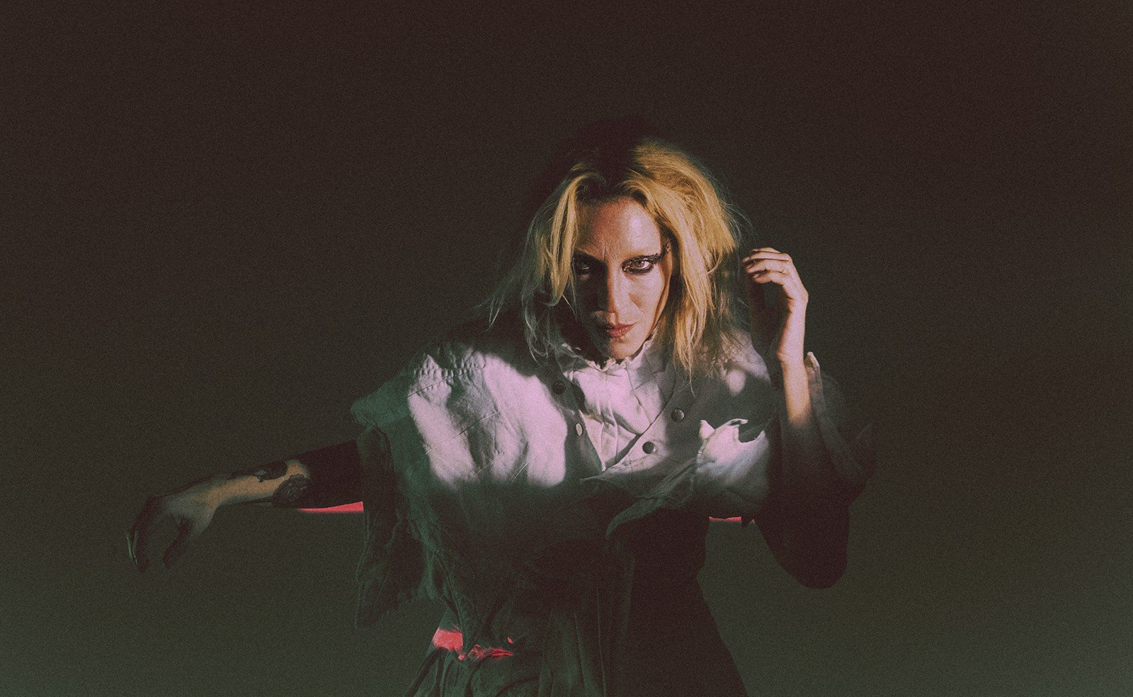 Buhr lança o sétimo álbum solo de estúdio, ‘Feixe de