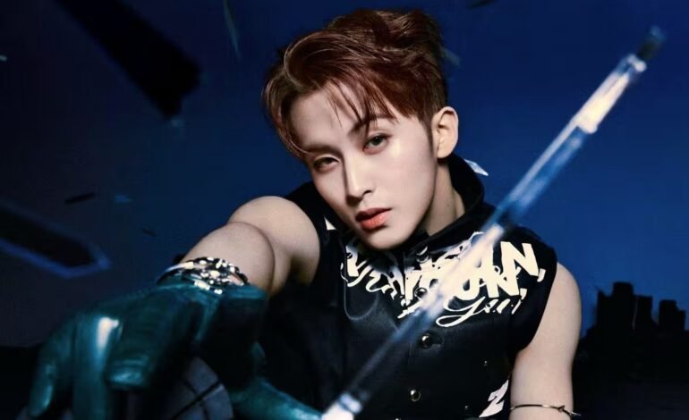 Mark anunciou nesta sexta-feira (3) sua saída do