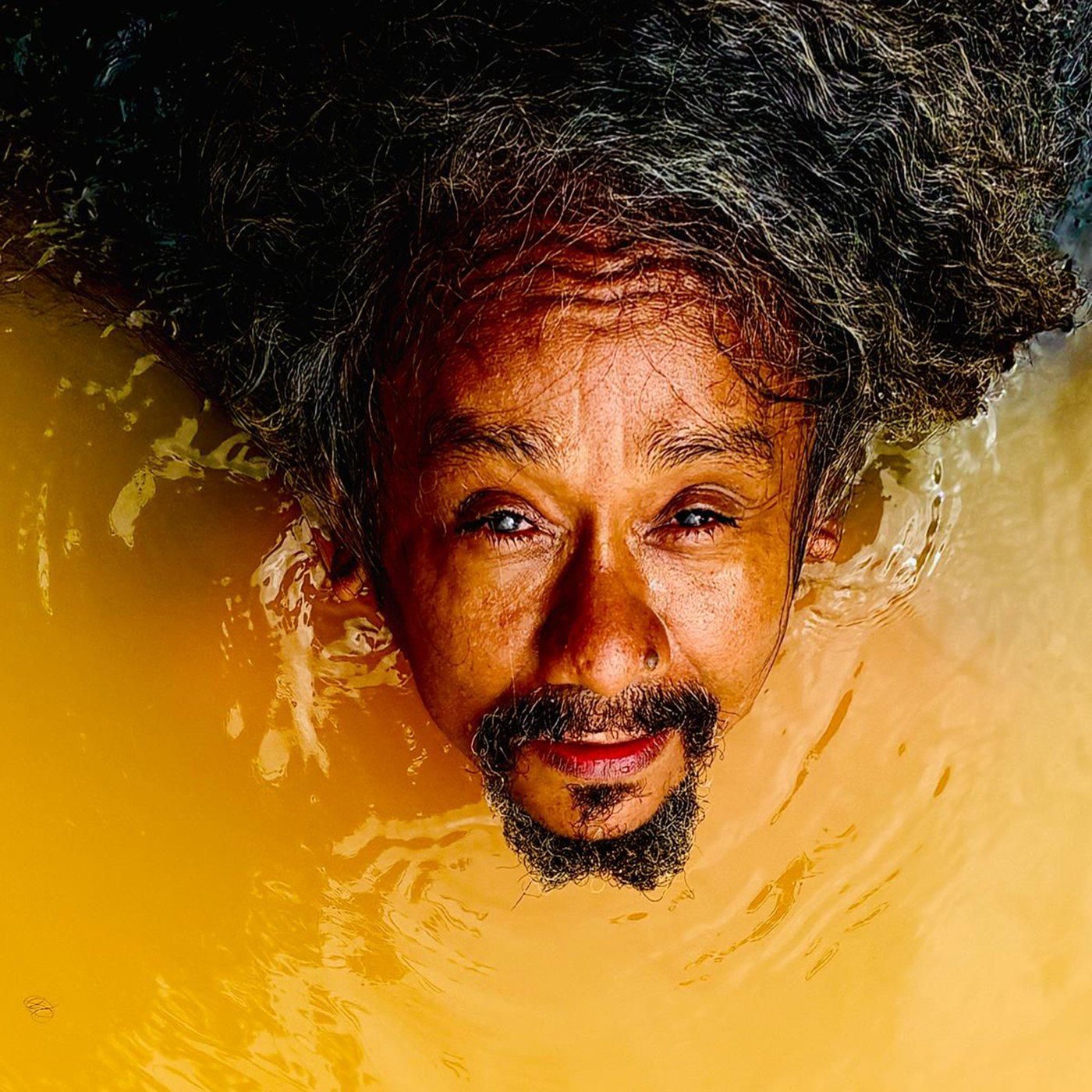 Chico César lança no dia 1º de maio