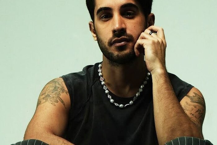 O cantor Diogo Melim lançou seu primeiro álbum