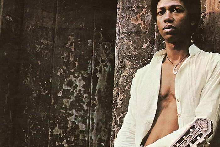 O primeiro álbum de Djavan, “A voz • O violão