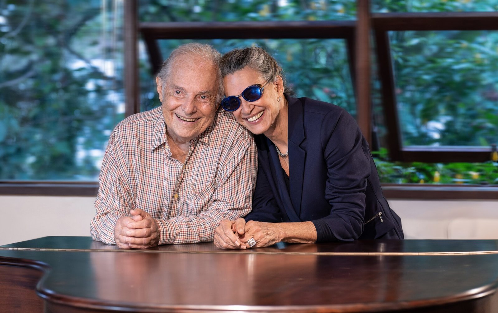 O compositor e pianista Francis Hime e a cantora Simone