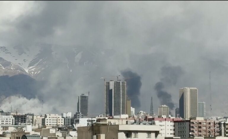 Analistas do mercado financeiro elevaram pela quarta semana